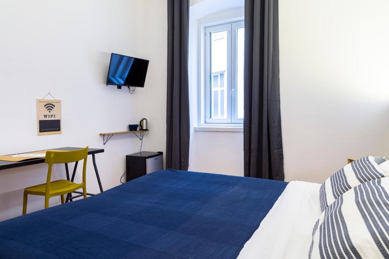 Pregiata Camera Con Bagno Privato - Blu Di Persia ترييستي المظهر الخارجي الصورة